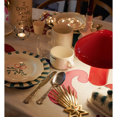 Anna + Nina Stolnjak - Merry Christmas