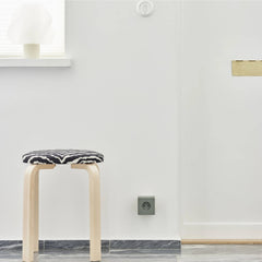 Avolt Square 2 Oak Green USB-C