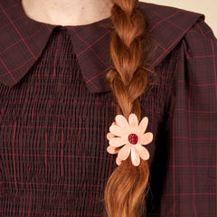 Coucou Suzette Kopča za kosu Pink Flower - na modelu