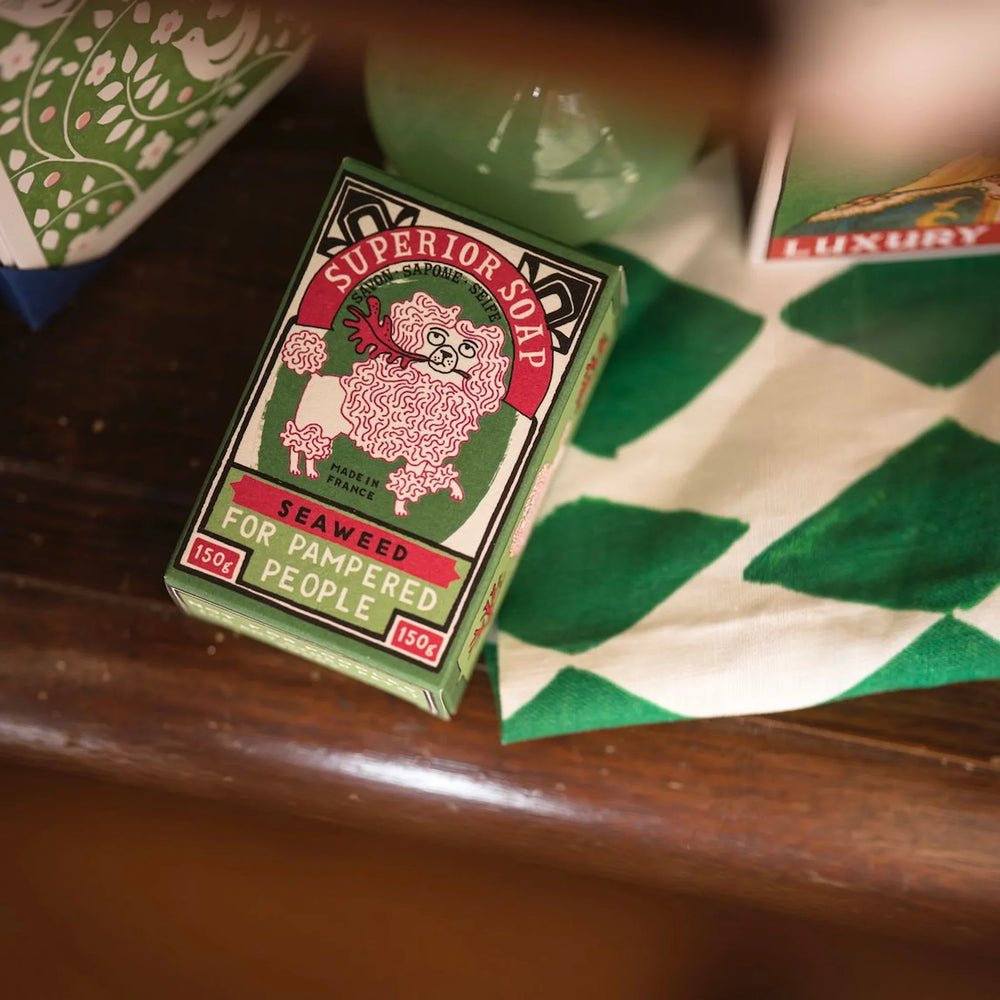 Archivist sapun Seaweed Poodle u ambijentu