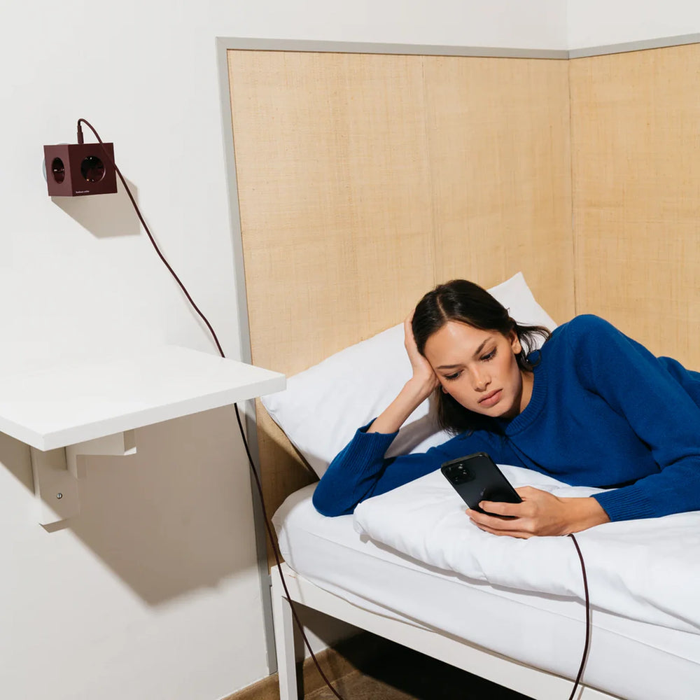 Avolt Square 2 Mulberry Red USB-C | SHARENO
