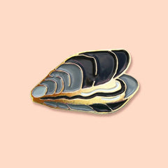 Coucou Suzette Mussel Brooch