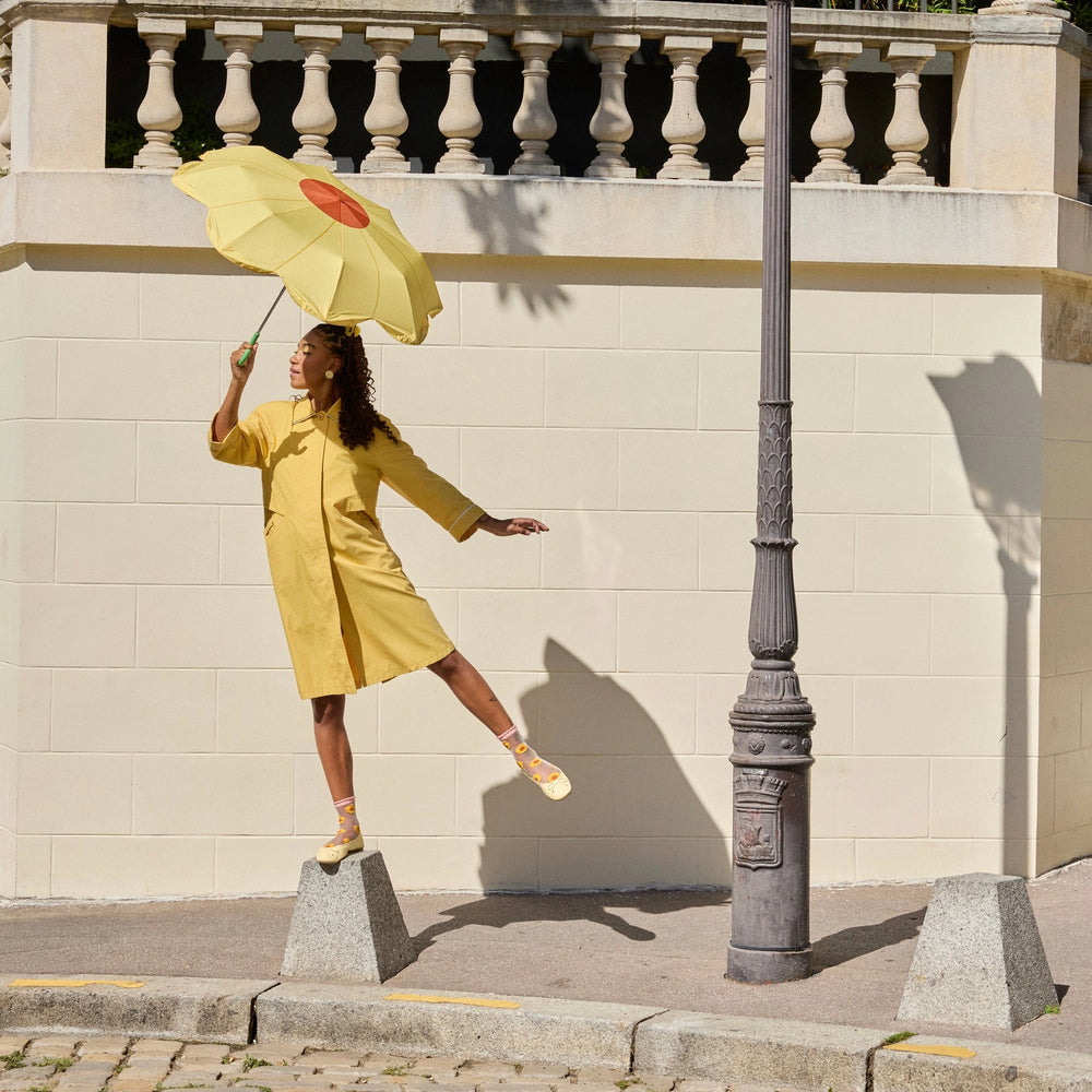 Coucou Suzette Kišobran Sunflower - na modelu