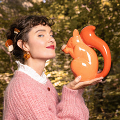 Coucou Suzette Kopča za kosu Bolete Mushroom - na modelu, u ambijentu