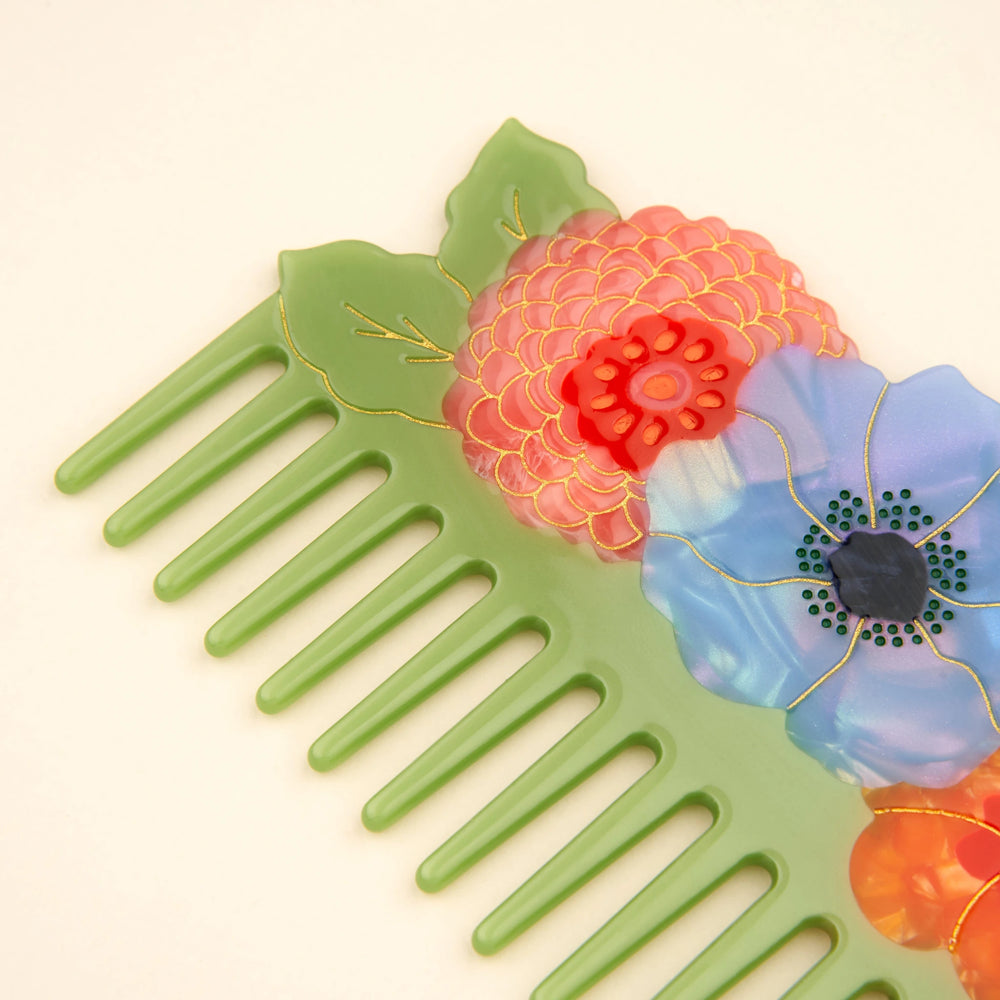 Češalj za kosu Flower Bouquet - na modelu