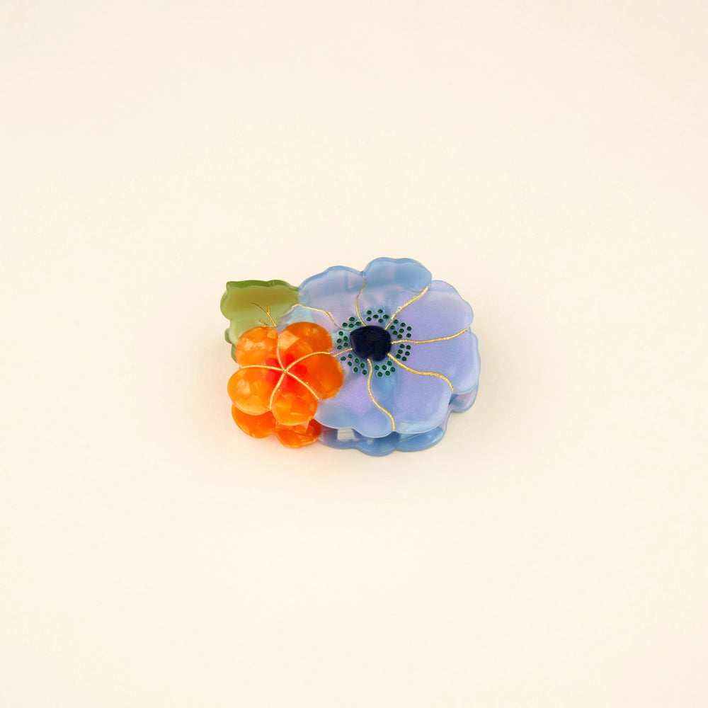 Kopča za kosu Blue Flower - nošenje u kosi