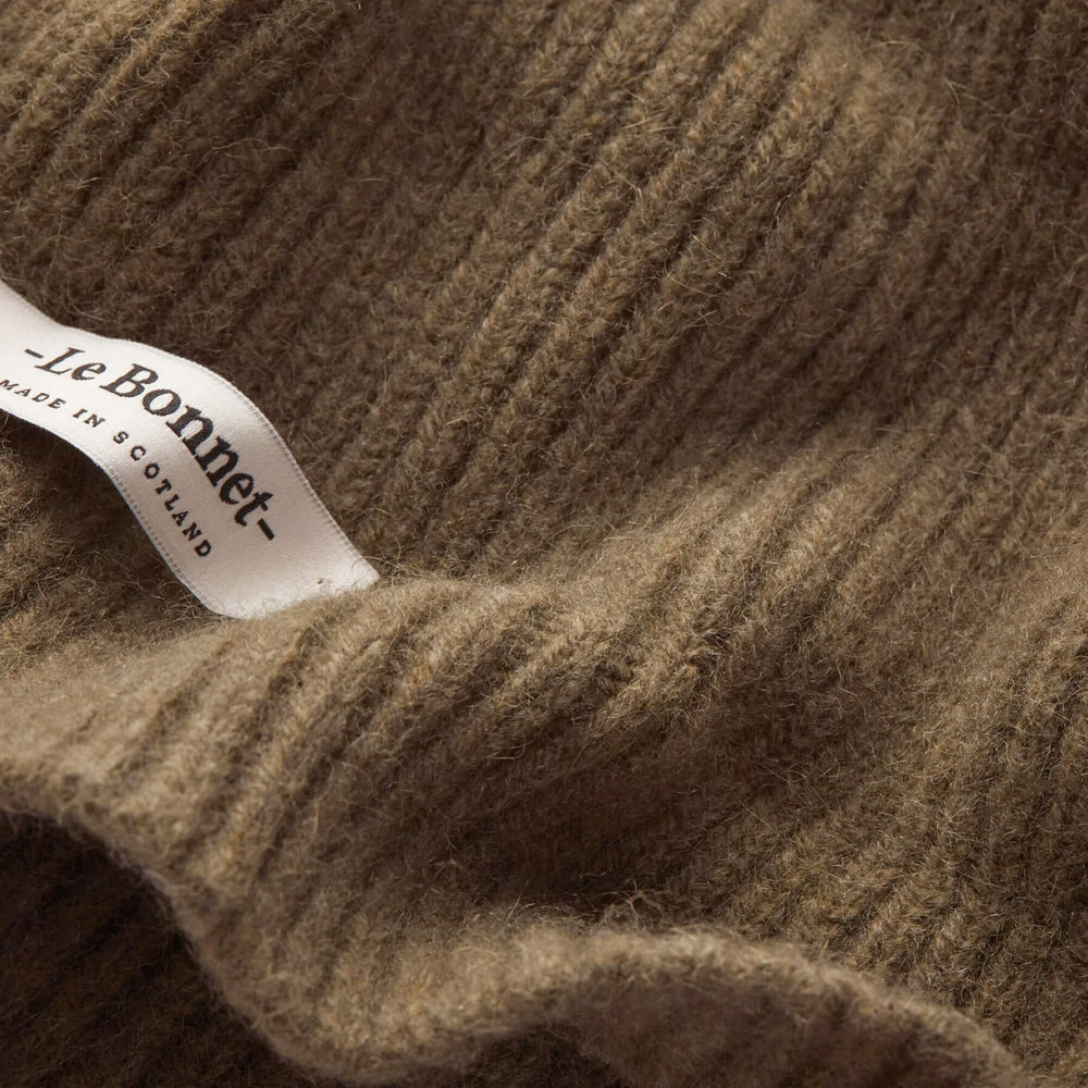Le Bonnet Šal Walnut