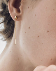 PDPAOLA Naušnice Lyra - Gold Plated - na modelu