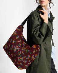 Wouf Hobo torba Ella - preko ramena modela